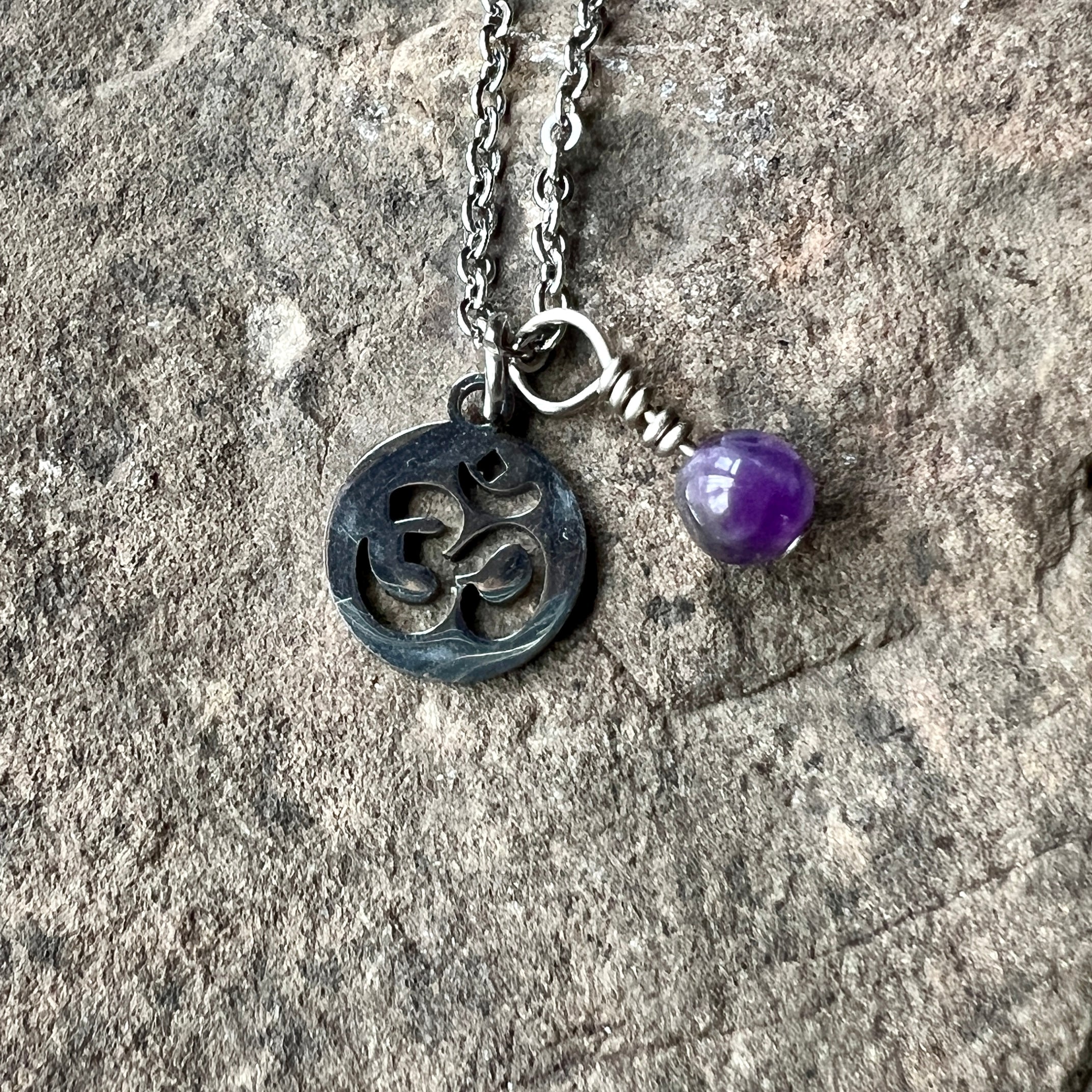Om Vibes - Inner Harmony Necklace