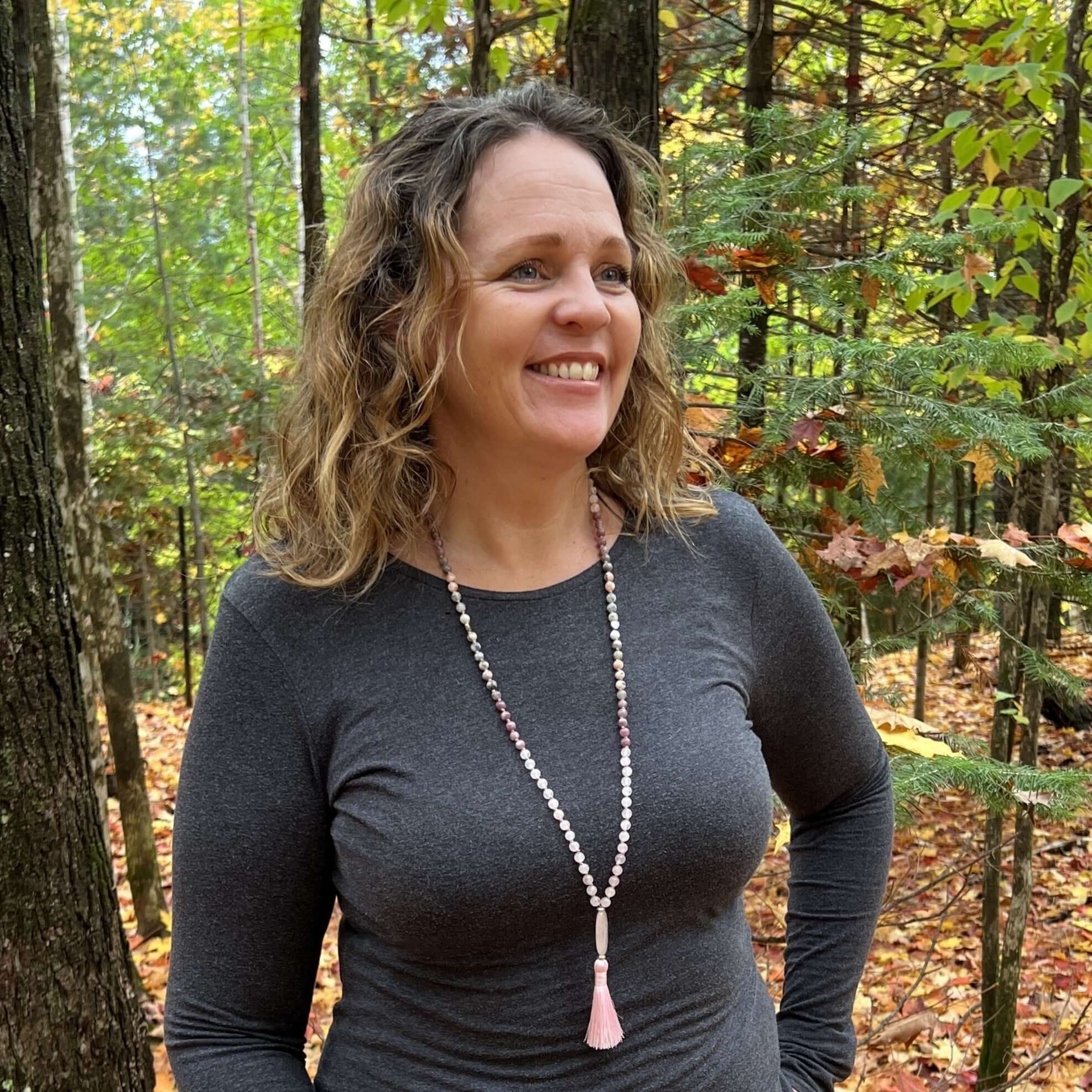 Loving Growth Mala Introducing our exquisite Loving Growth Mala Necklace crafted with high-quality Rose Quartz, Lepidolite, Pink Zebra Jasper, and Dendritic Opal. This beautifully designed mala is not just a piece of jewelry; it's a spiritual companion th