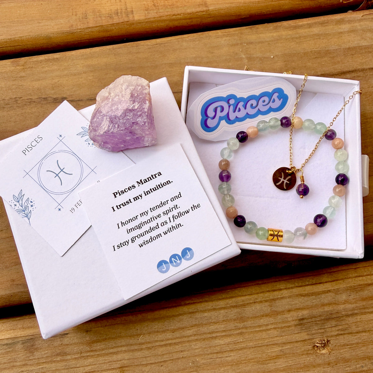 Pisces Zodiac Gift Box