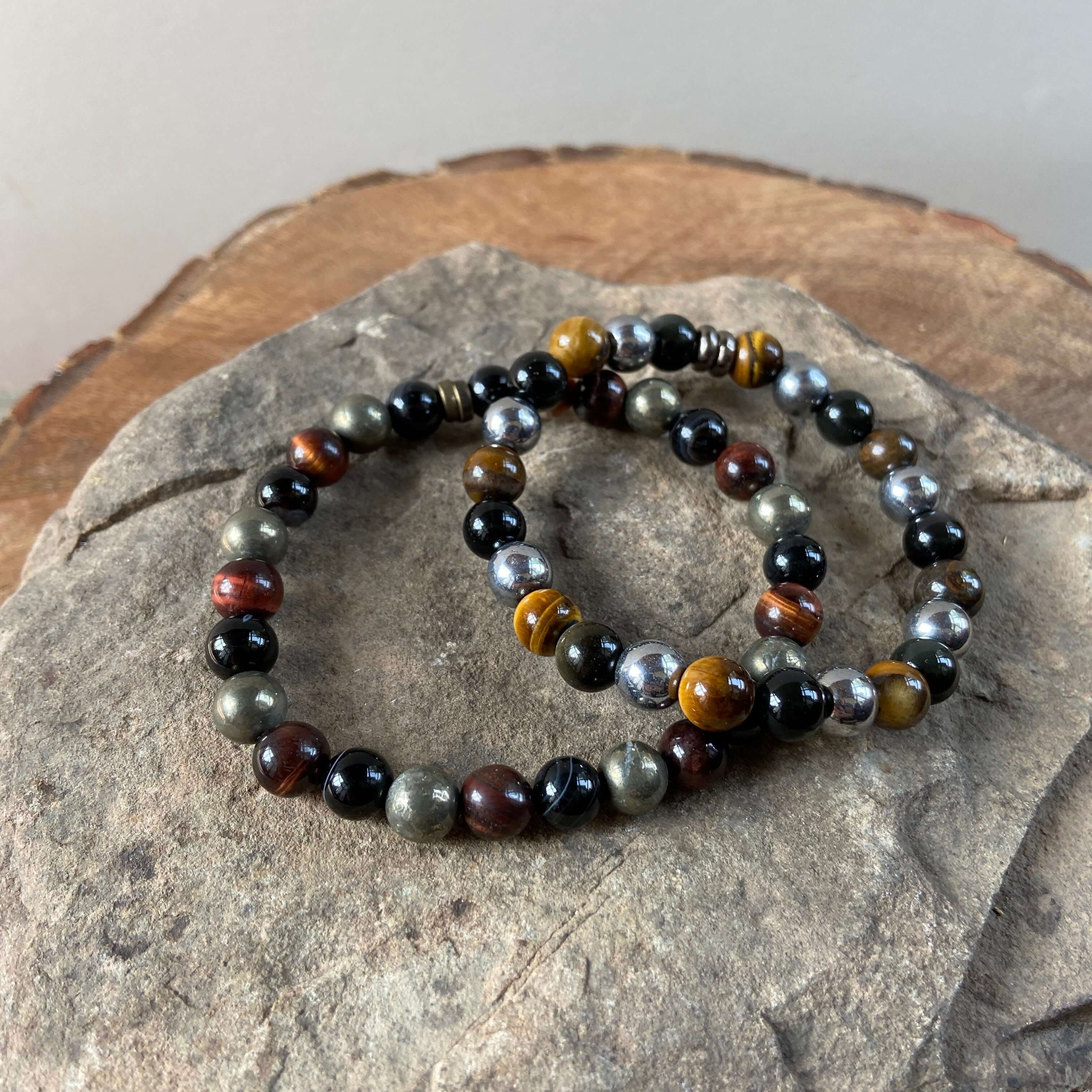Tiger Eye Mix Bead Bracelet Tiger Eye is grounding. Hematite is a stone of balance. Pyrite is a stone of action. Obsidian is a creative stone. Sardonyx is a stone of strength. Zodiac Signs: Leo, Capricorn, Aquarius, Sagittarius, Scorpio Chakras: Sacral, S