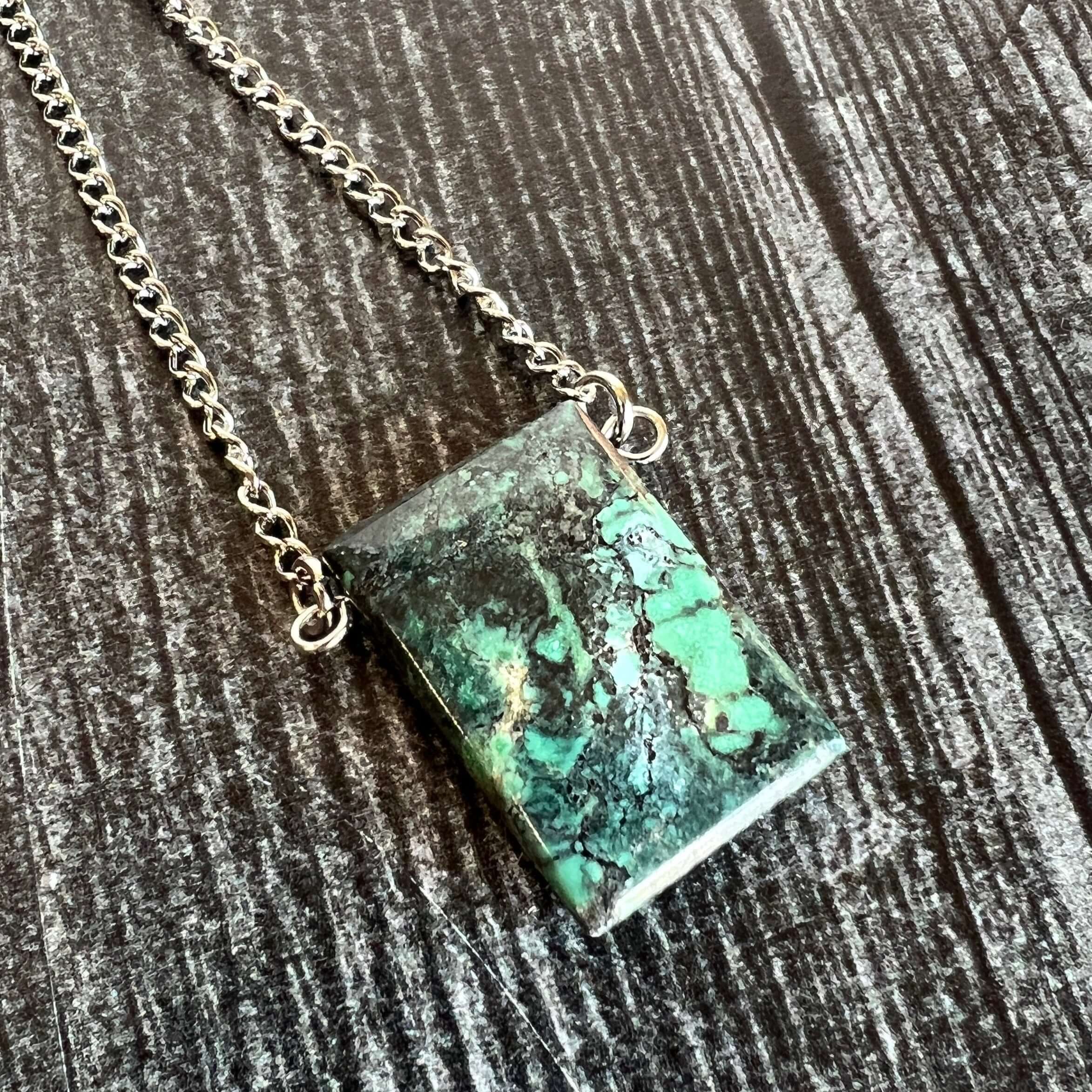 Turquoise Pendant Necklace This necklace is made with high-quality Turquoise gemstones which bring peace and alignment to the wearer. Zodiac Sign: Sagittarius. Chakras: Heart & Throat. Handmade with authentic crystals & gemstones in Minneapolis, MN.