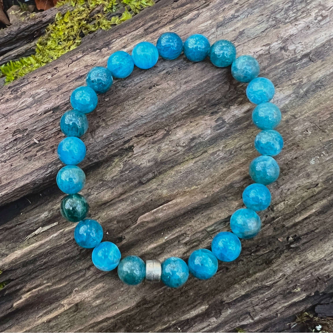 Apatite Bead Bracelet This bracelet is made with high-quality Apatite stones which bring clarity to the wearer. Zodiac Signs: Gemini and Libra. Chakra: Third Eye and Throat. Handmade with authentic crystals and gemstones in Minneapolis, MN.