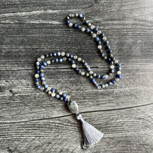 Load image into Gallery viewer, Clear Minded Mala

