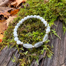 Load image into Gallery viewer, Cloud Quartz Howlite Bracelet
