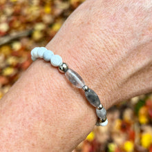 Load image into Gallery viewer, Cloud Quartz Howlite Bracelet
