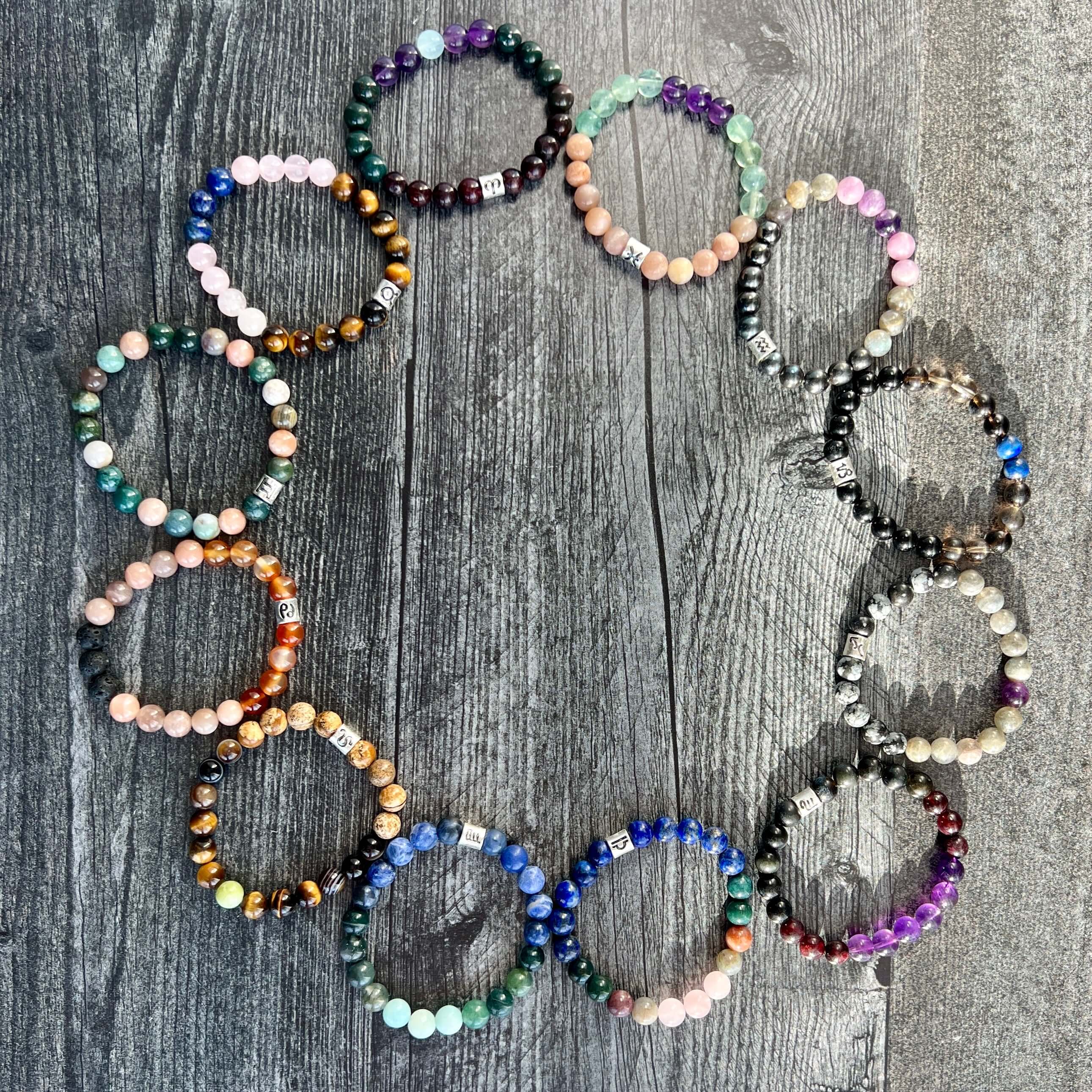 Gemini Zodiac Bracelet The Gemini Zodiac Bracelet is created with a combination of Agate and Moonstone beads with the versatile and expressive qualities associated with this zodiac sign.