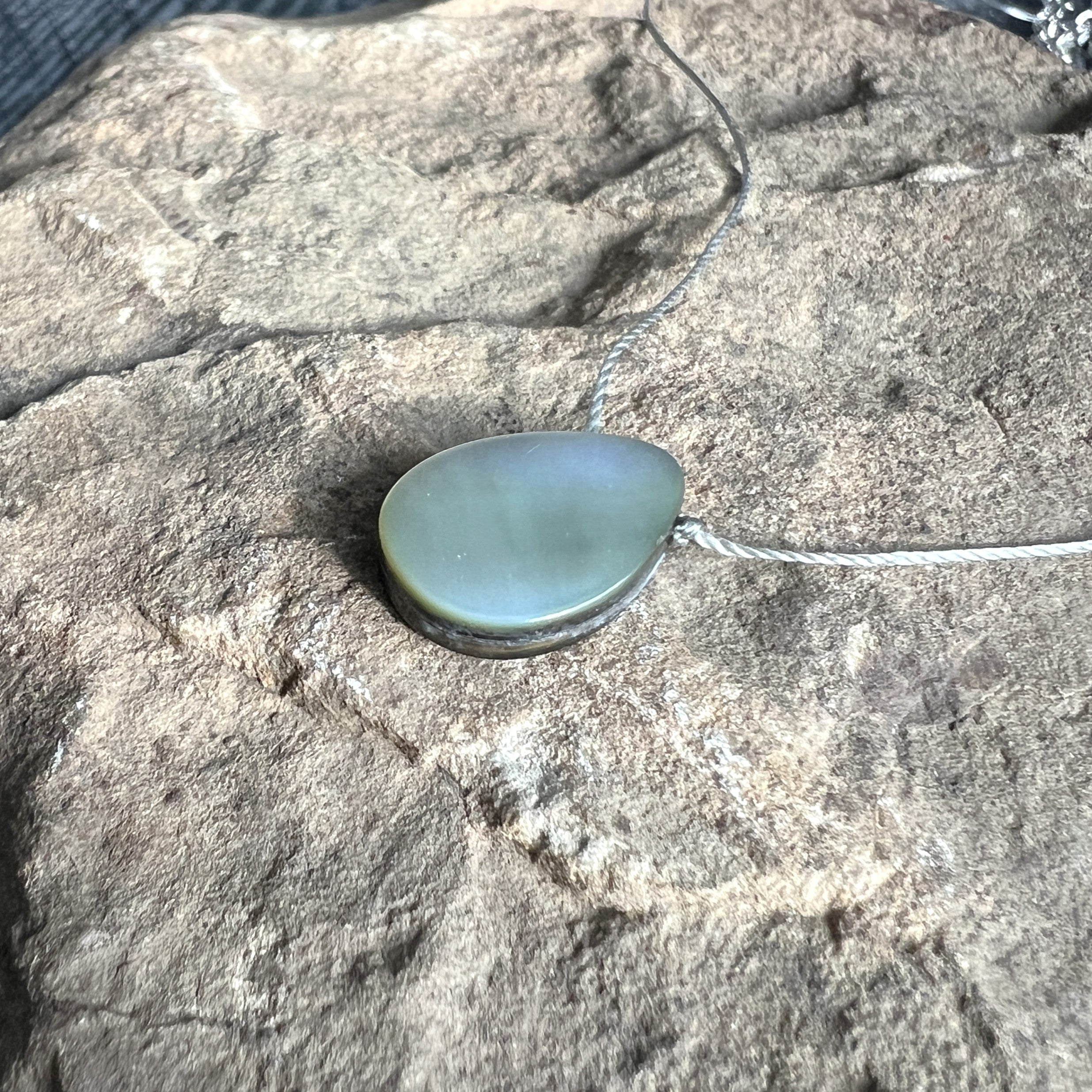 Mother of Pearl Teardrop Necklace – Natural Shell Minimalist Jewelry
