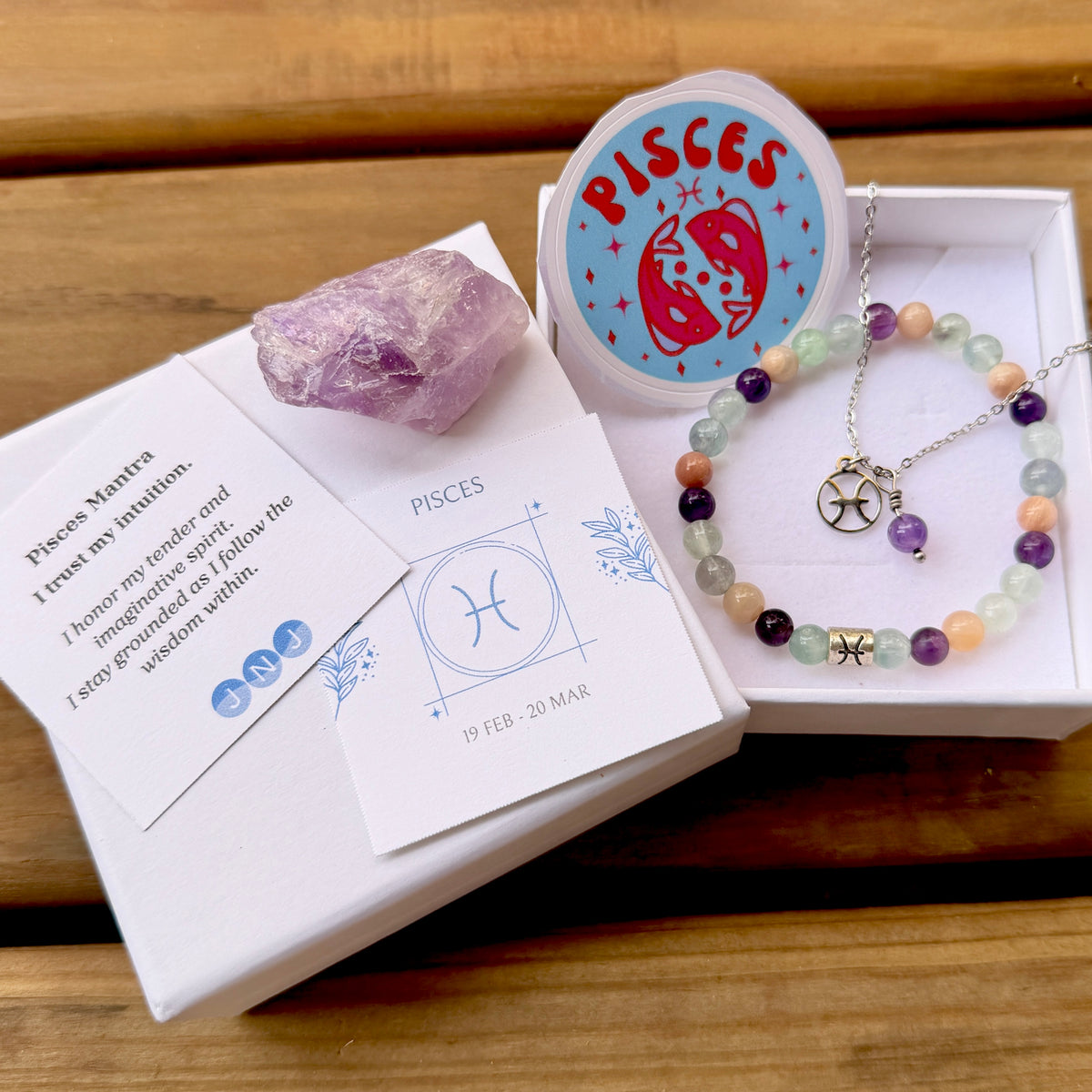 Pisces Zodiac Gift Box