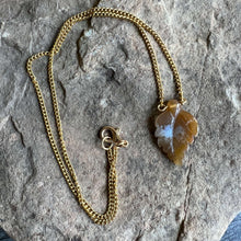 Load image into Gallery viewer, Agate Leaf Necklace
