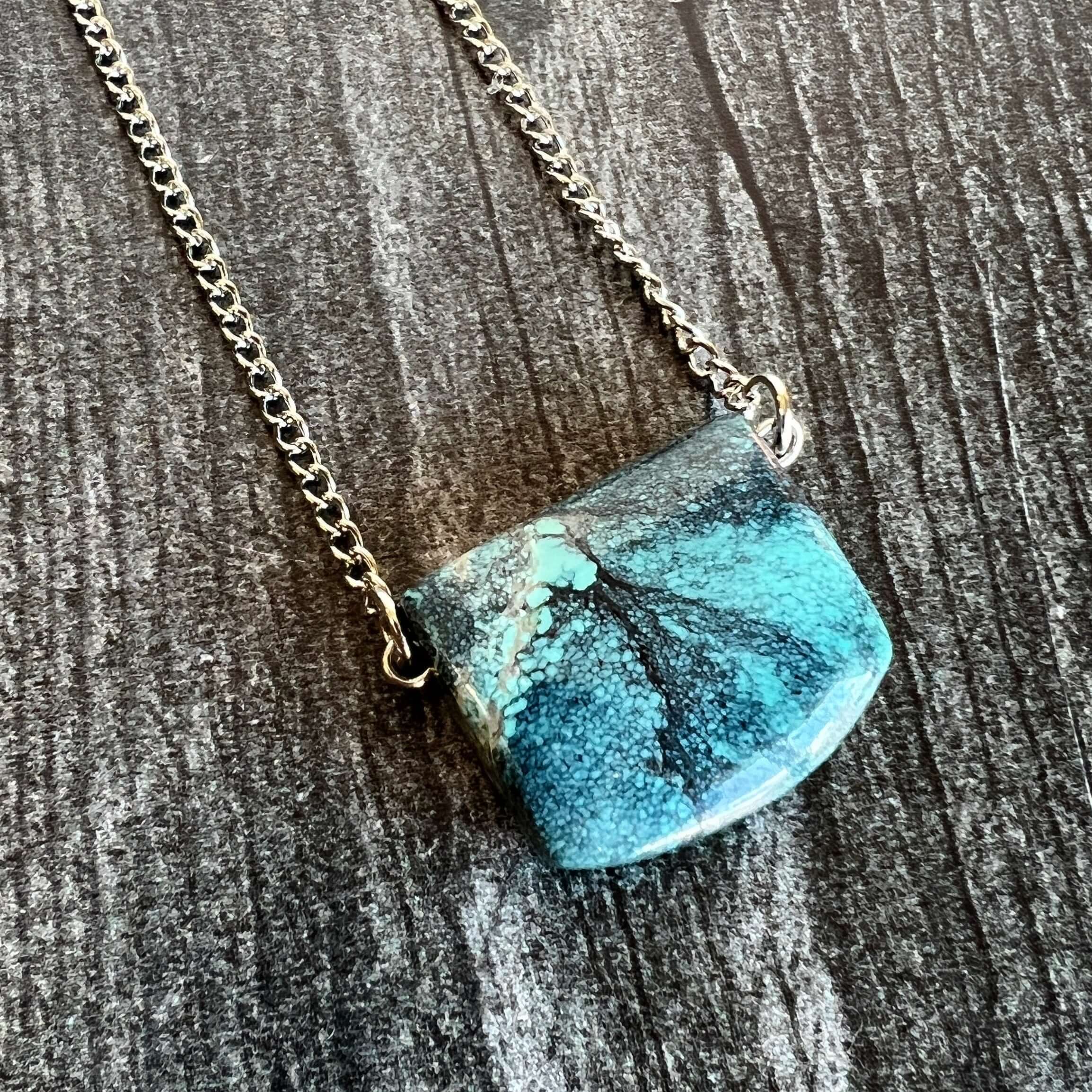 Turquoise Pendant Necklace This necklace is made with high-quality Turquoise gemstones which bring peace and alignment to the wearer. Zodiac Sign: Sagittarius. Chakras: Heart & Throat. Handmade with authentic crystals & gemstones in Minneapolis, MN.
