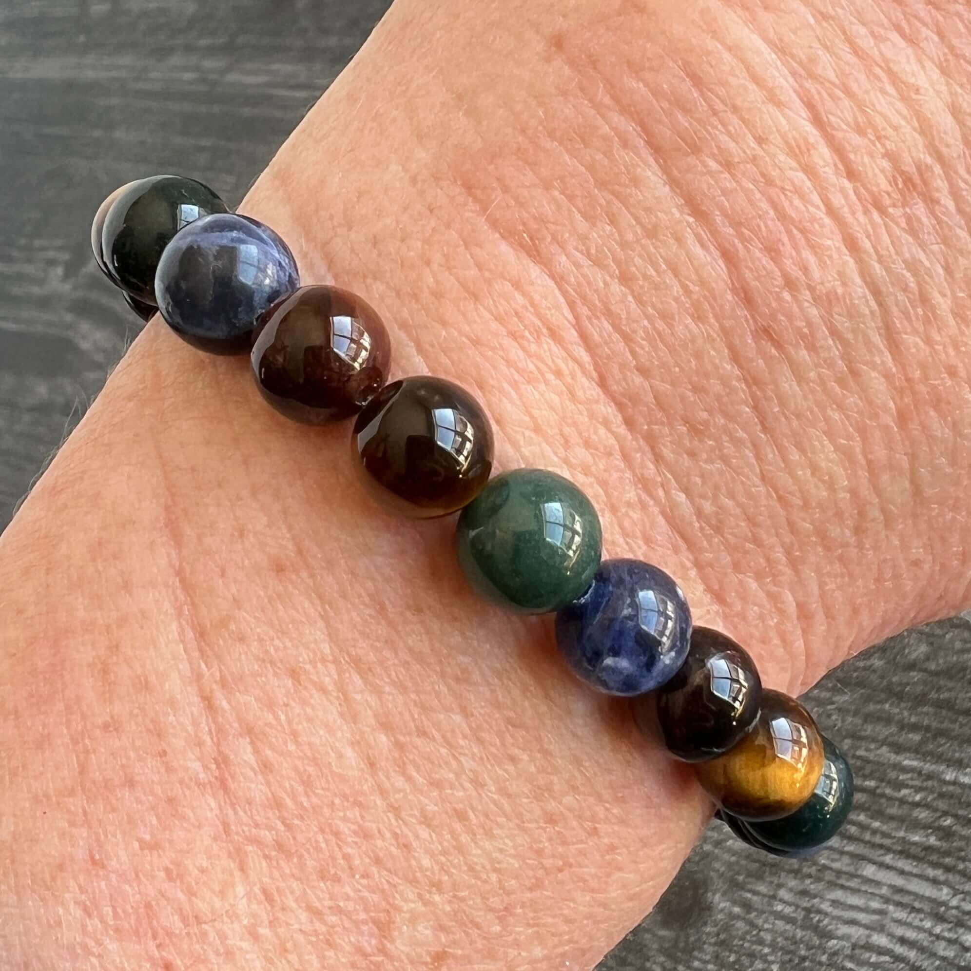 Deep Woods Bracelet This bracelet is made with two types of Tiger Eye stones, along with Bloodstone and Sodalite. Brought together, this creates a very rooted and grounded energy, allowing the wearer to be clear minded, as well as feeling very secure and